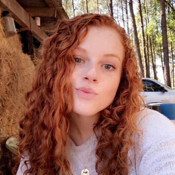 Meet your Posher, Josie - Picture 1 of 1